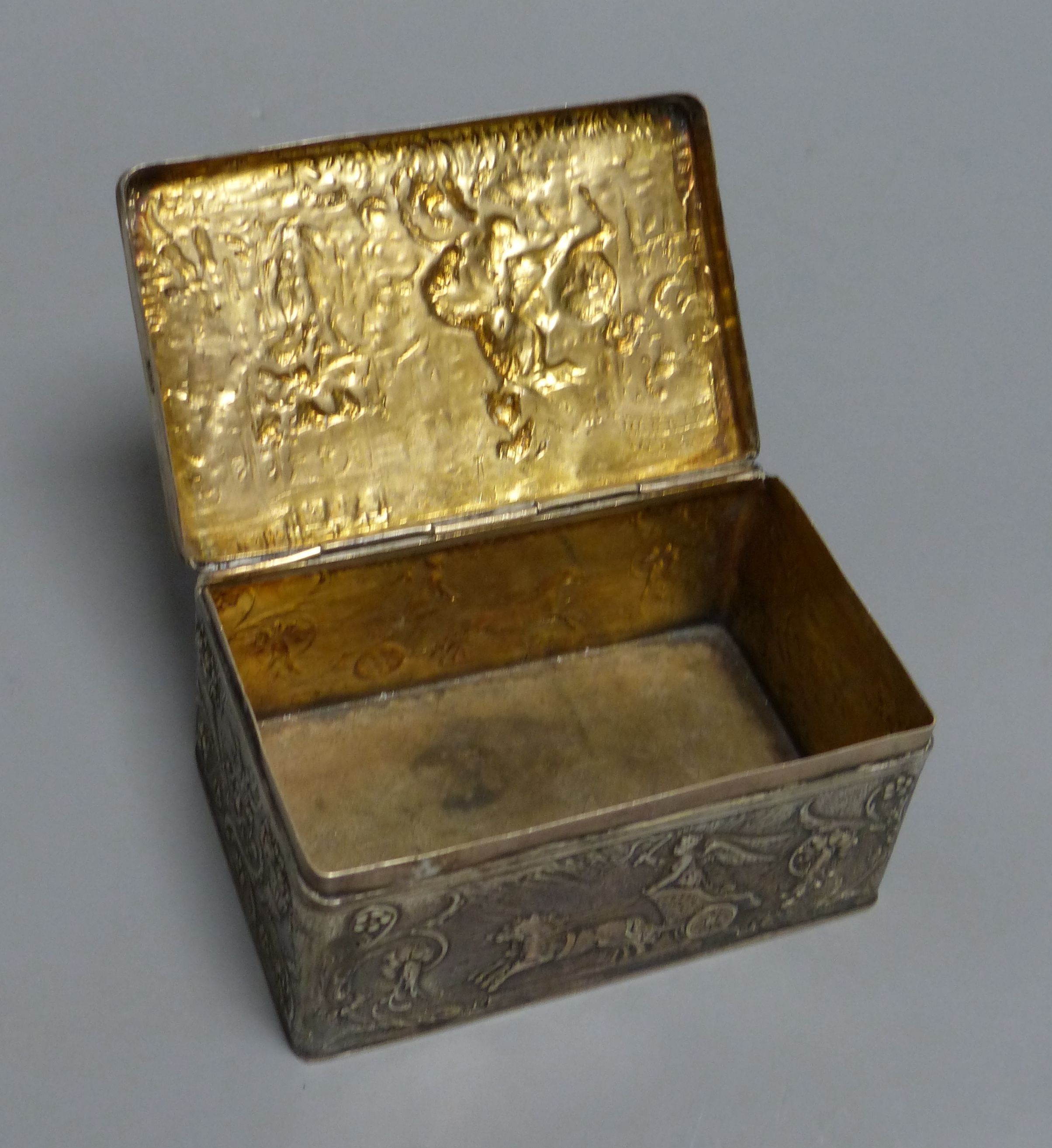 An early 20th century Hanau embossed silver rectangular box with hinged cover, import marks for London, 1902, width 10.7cm,